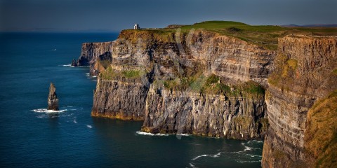 IRELAND The Cliffs of Moher